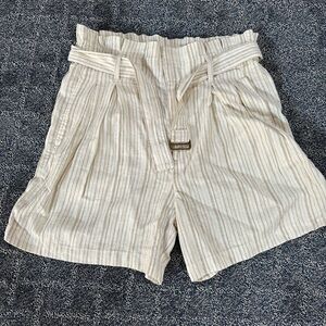 High waisted, belted shorts.  NWT - Vertical tan stripes, attached belt